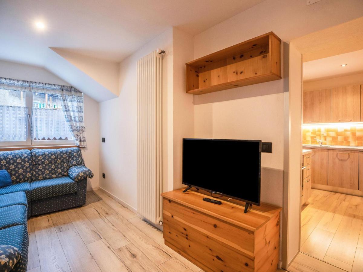 Chalet Osmar Appartamento 1 กัมปีเตลโลดีฟัสซา ภายนอก รูปภาพ